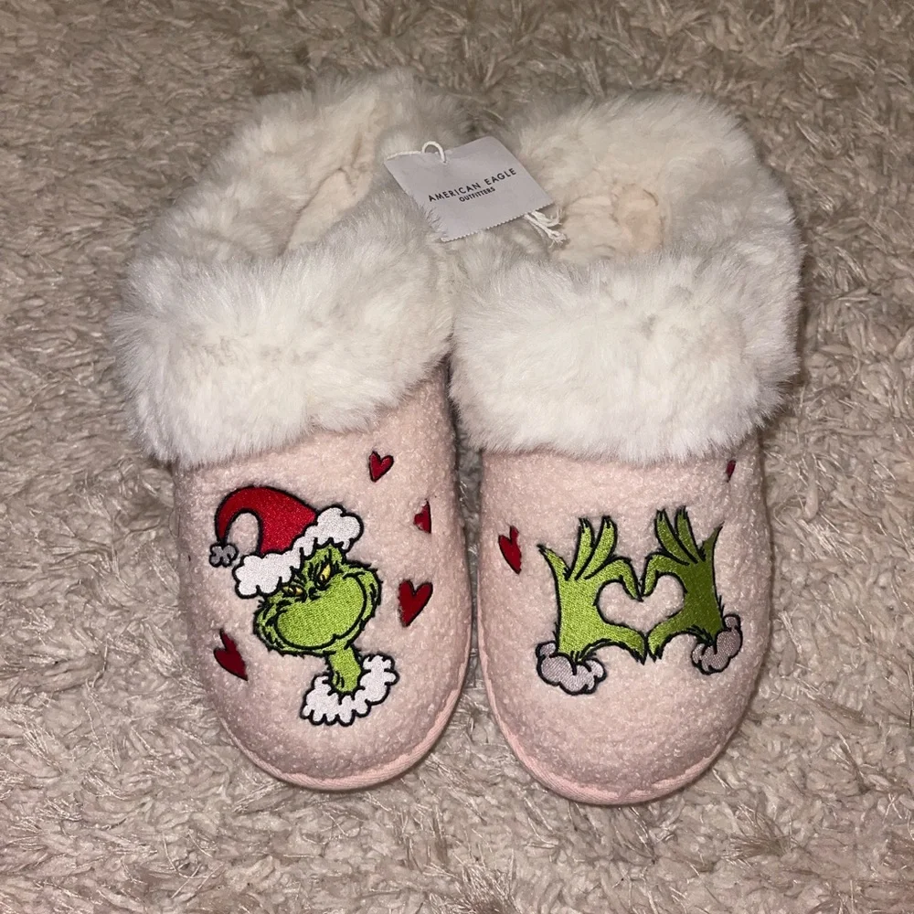 American Eagle Pink Grinch Slippers - Picture 1 of 3